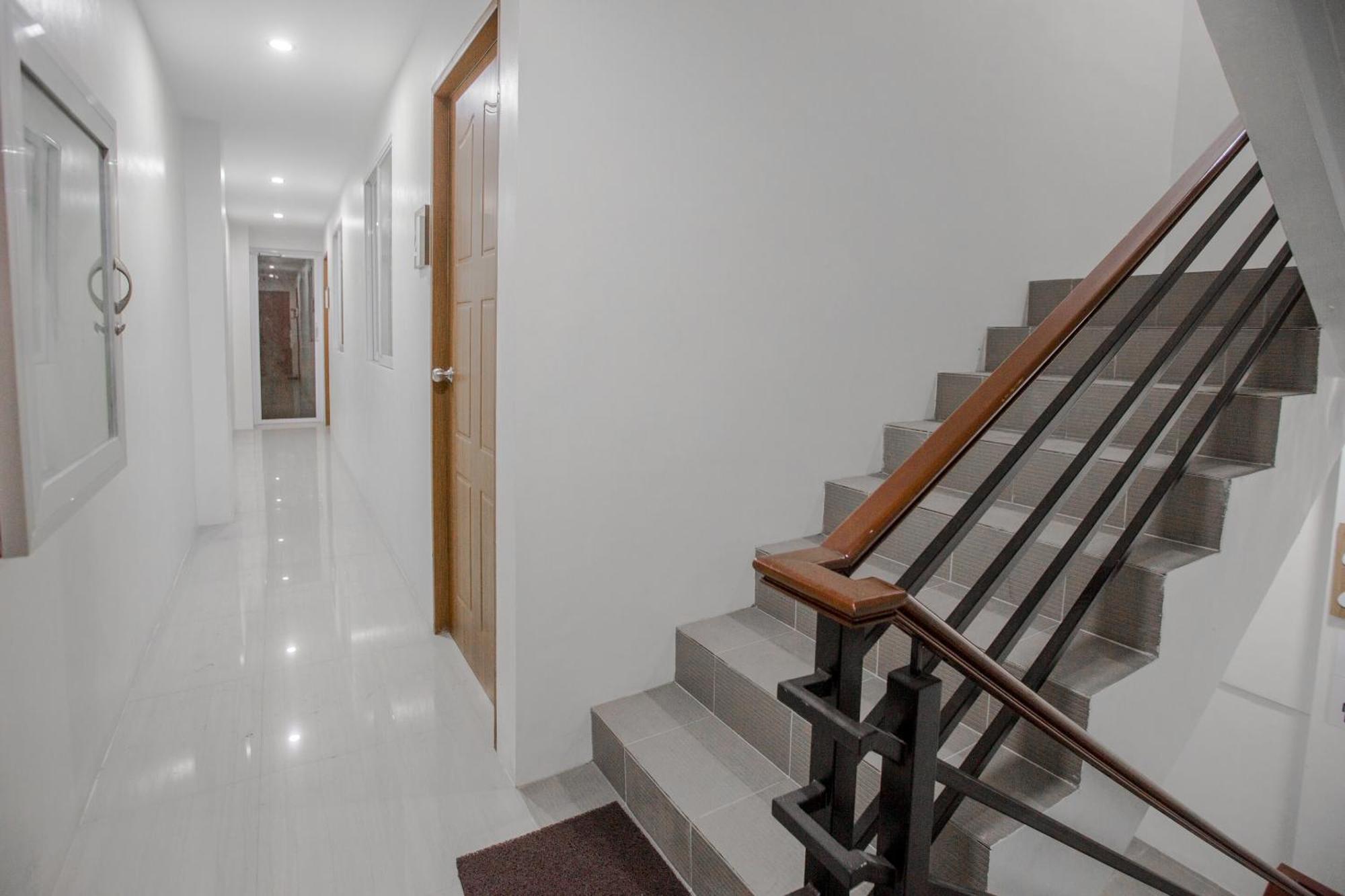 Oyo 605 The Quarters Hotel Manila Luaran gambar